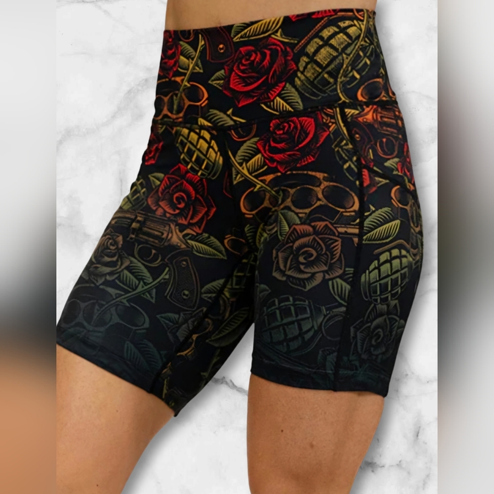 Constantly varied gear guns & roses squat shorts women's size XXL